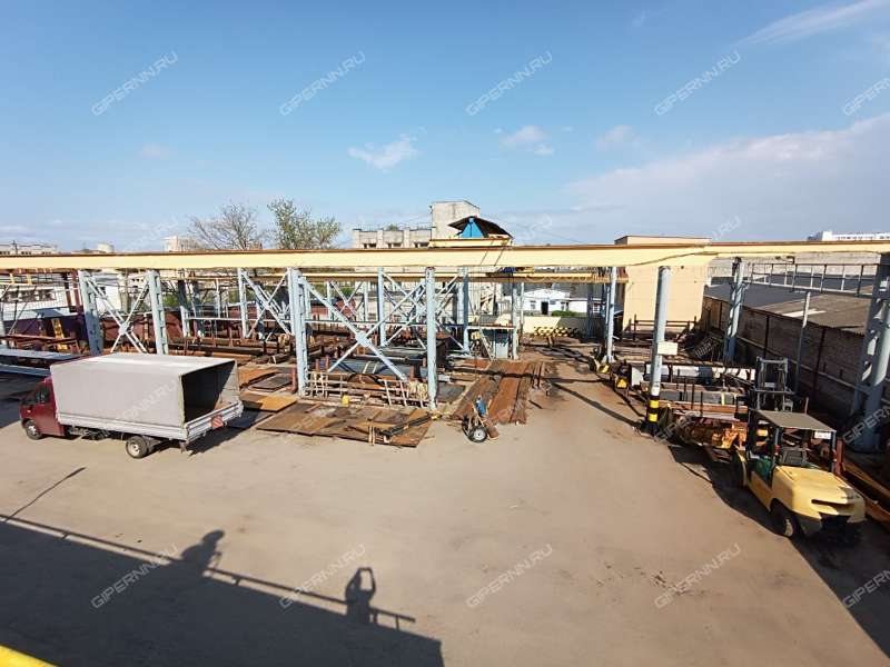 имущественный комплекс под склад, производственную площадь на Салганской улице