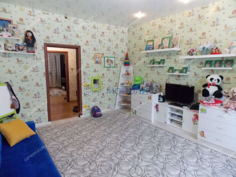 трёхкомнатная квартира на Новосоветской улице дом 13