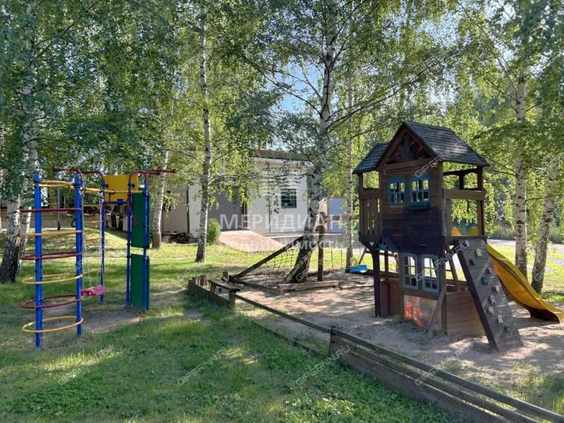 здание под коммерческую недвижимость на Альпийская село Шава