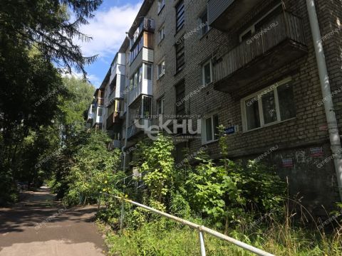 1-komnatnaya-ul-krylova-d-5 фото