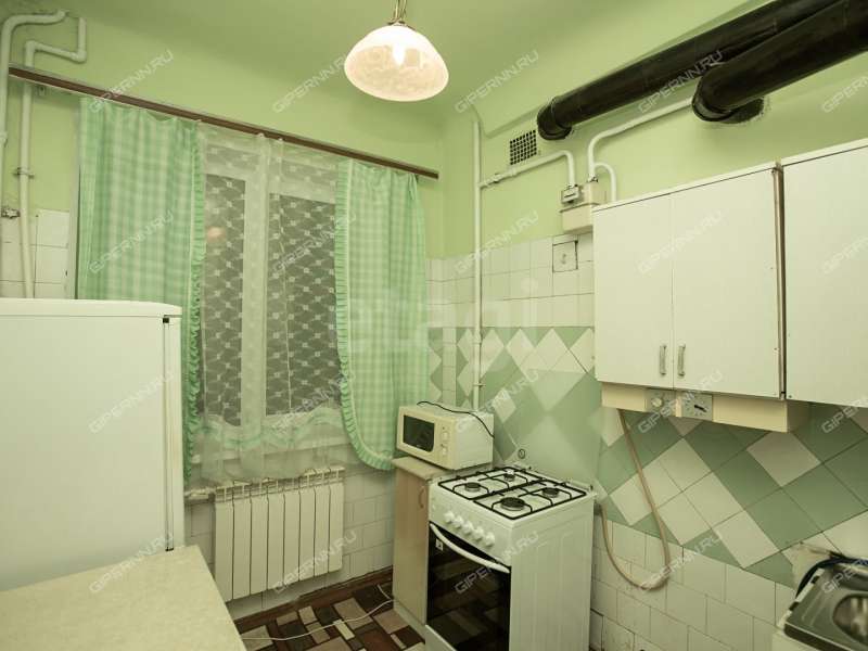 трёхкомнатная квартира на улице Страж Революции дом 23