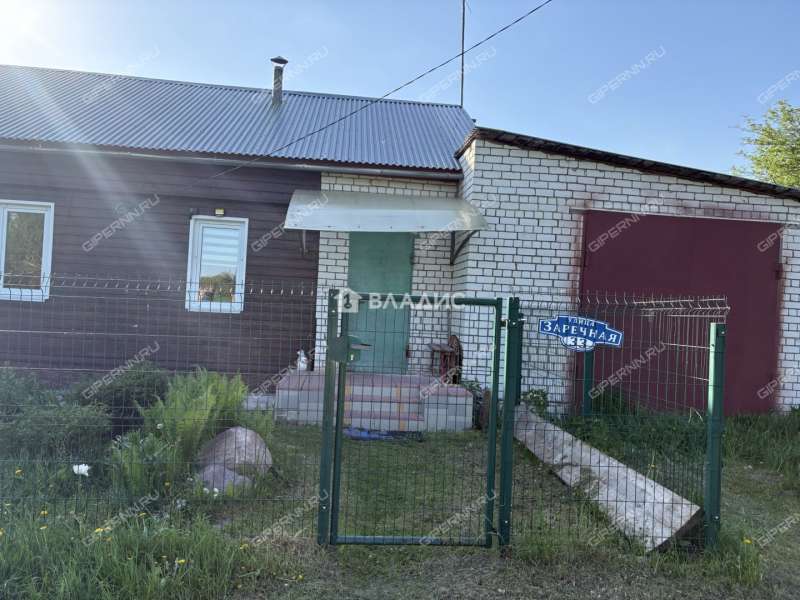 дом на Заречной улице деревня Еловицы
