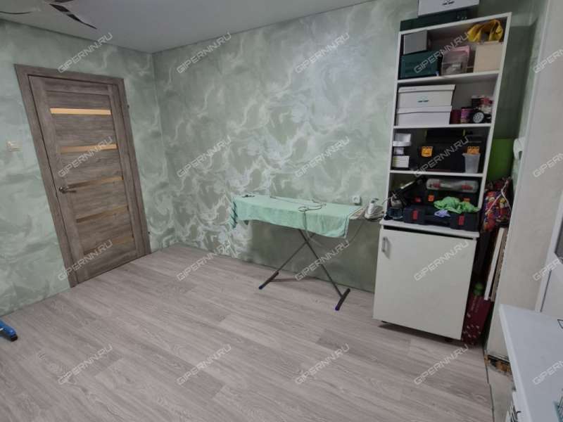 трёхкомнатная квартира на Садовой улице дом 7А село Работки