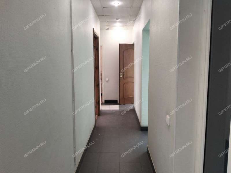 помещение под торговую площадь на Максима Горького ул., д.52