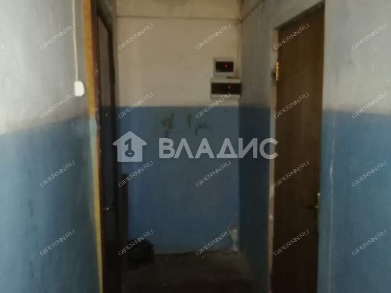 комната в доме 102 на проспекте Гагарина