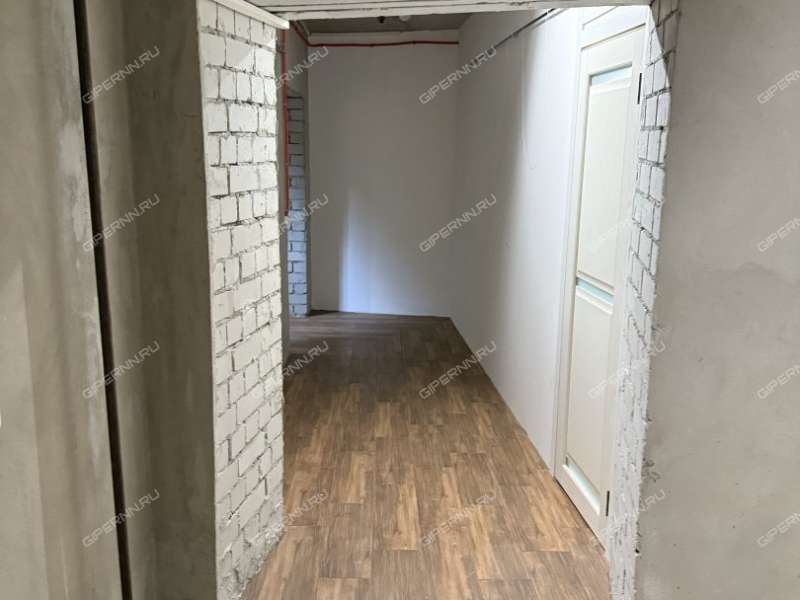 помещение под помещение свободного назначения на улице Родионова