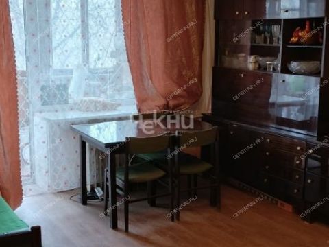 3-komnatnaya-ul-geroya-bezrukova-d-8 фото