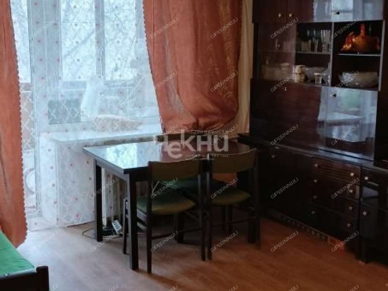 трёхкомнатная квартира на улице Героя Безрукова дом 8