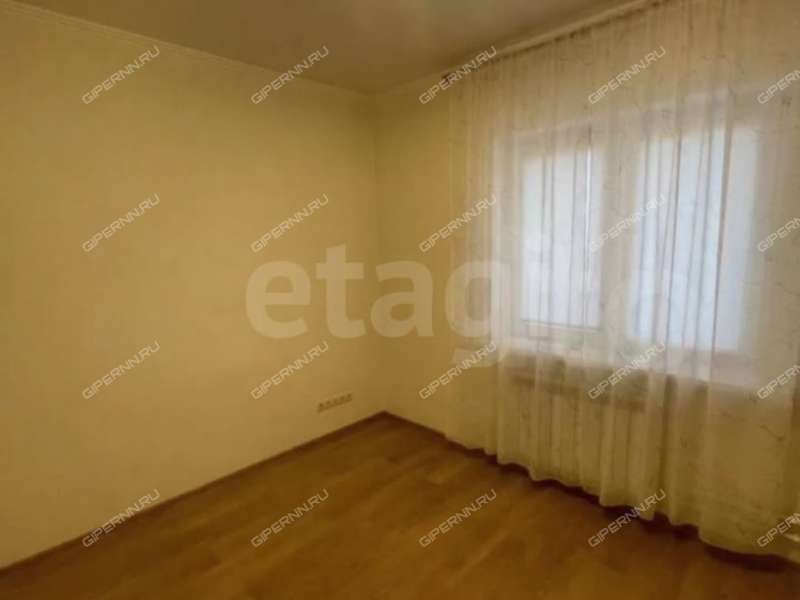 трёхкомнатная квартира на улице Бориса Панина дом 5 к6