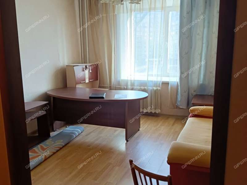 трёхкомнатная квартира на улице Ванеева дом 221