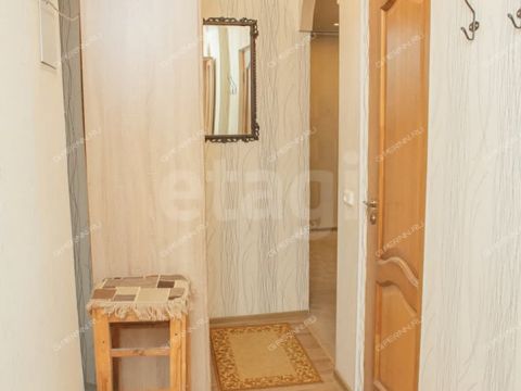 1-komnatnaya-ul-surikova-d-10 фото