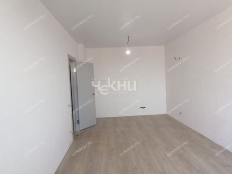 3-komnatnaya-ul-sergeya-akimova фото