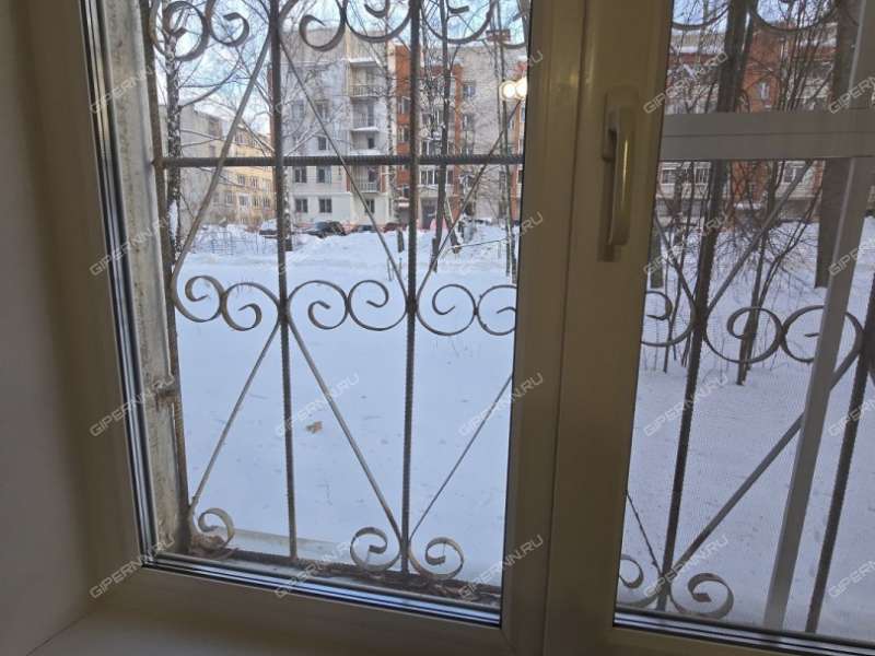 двухкомнатная квартира в 2-м микрорайоне дом 17 город Кстово