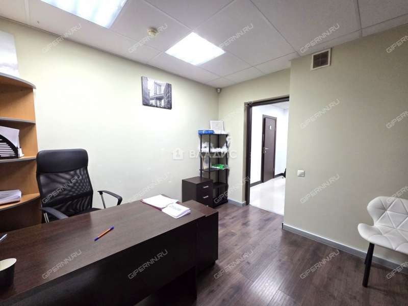 помещение под офис на улице Братьев Игнатовых