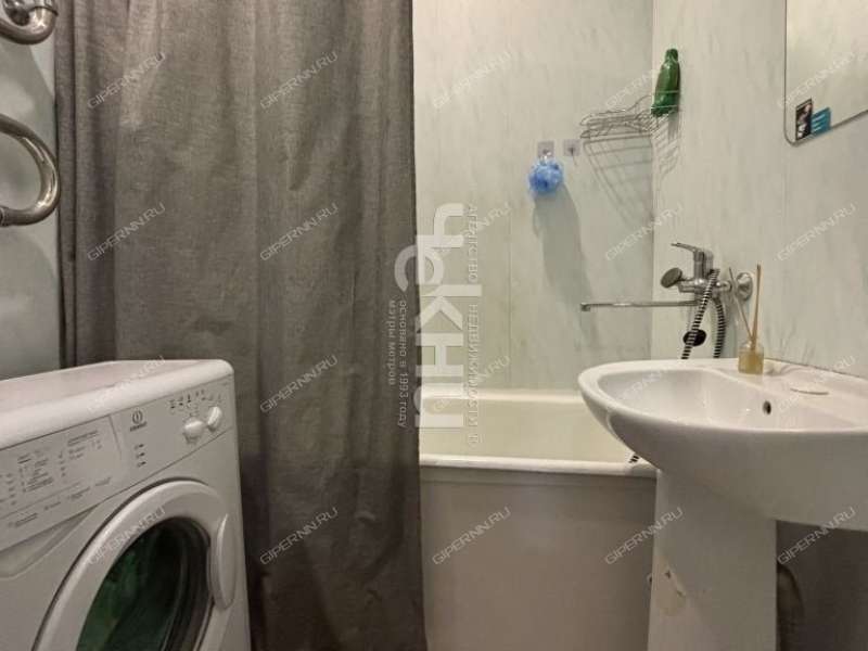 двухкомнатная квартира на Литературной улице дом 17