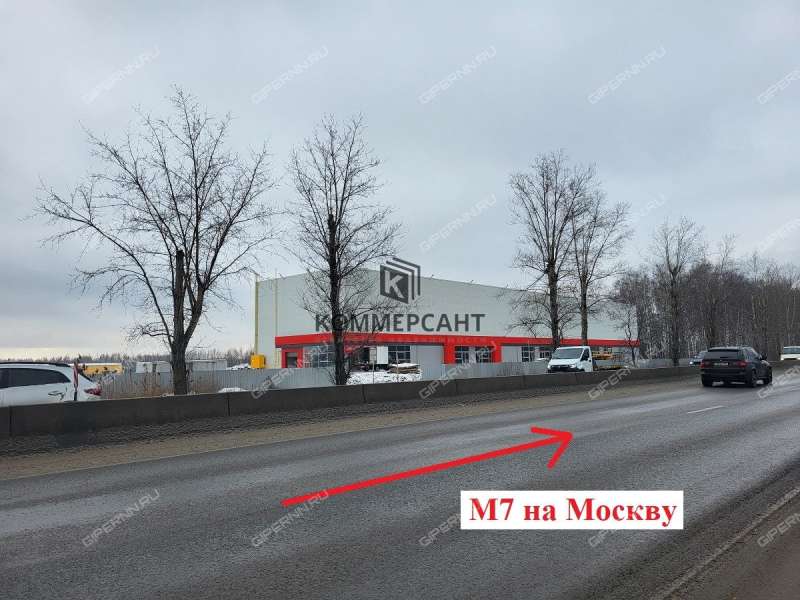 здание под офис, торговую площадь на Московском шоссе