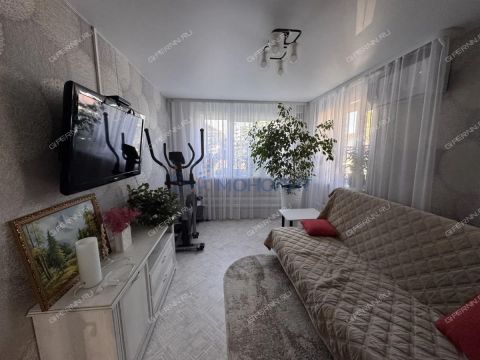 dom-rabochiy-poselok-vorotynec-vorotynskiy-gorodskoy-okrug фото