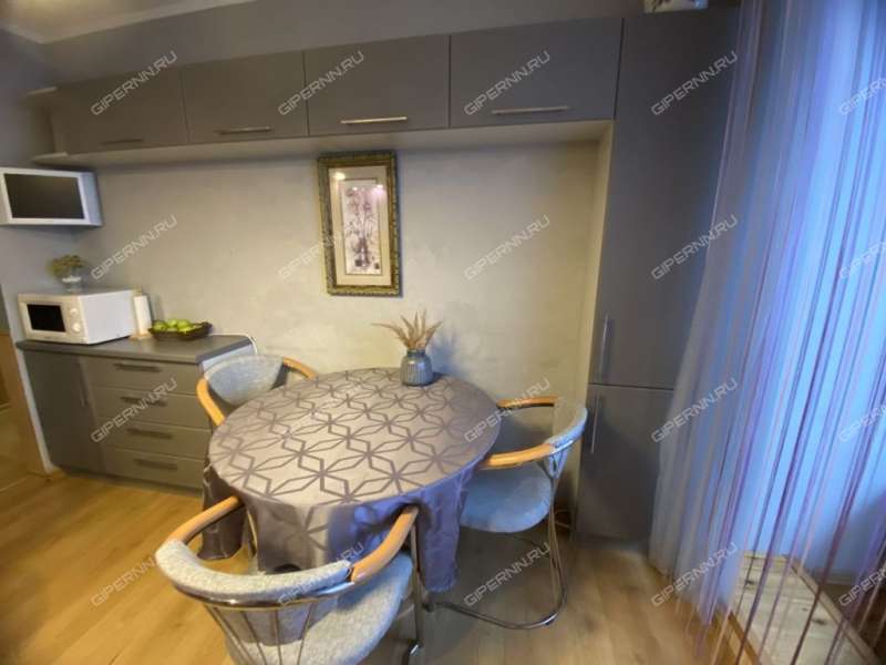 двухкомнатная квартира на улице Родионова дом 165 к1