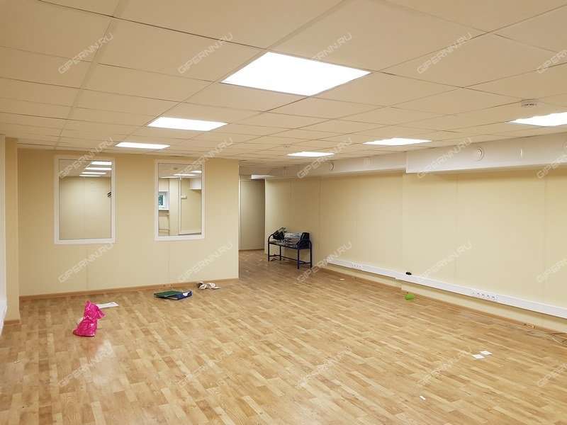 помещение под торговую площадь на Совнаркомовской улице