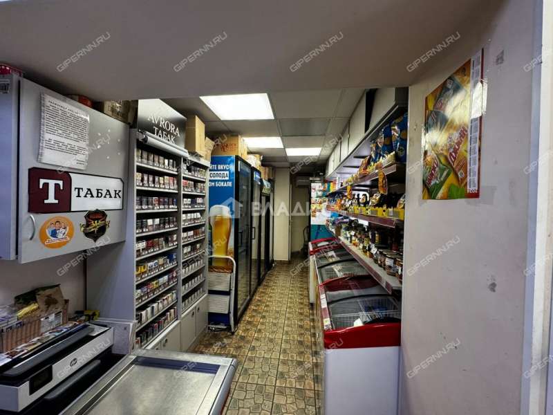 помещение под торговую площадь на улице Зайцева