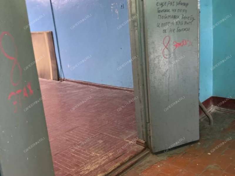 комната в доме 3 на улице Страж Революции