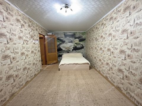 1-komnatnaya-ul-germana-lopatina-d-9a фото