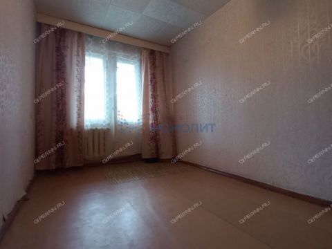 3-komnatnaya-ul-strokina-d-5 фото