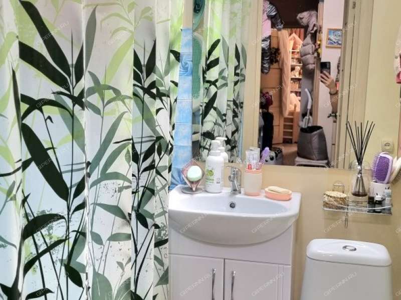 двухкомнатная квартира на Бурнаковской улице дом 121