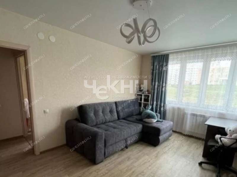 двухкомнатная квартира на 2-й Дорожной улице дом 12