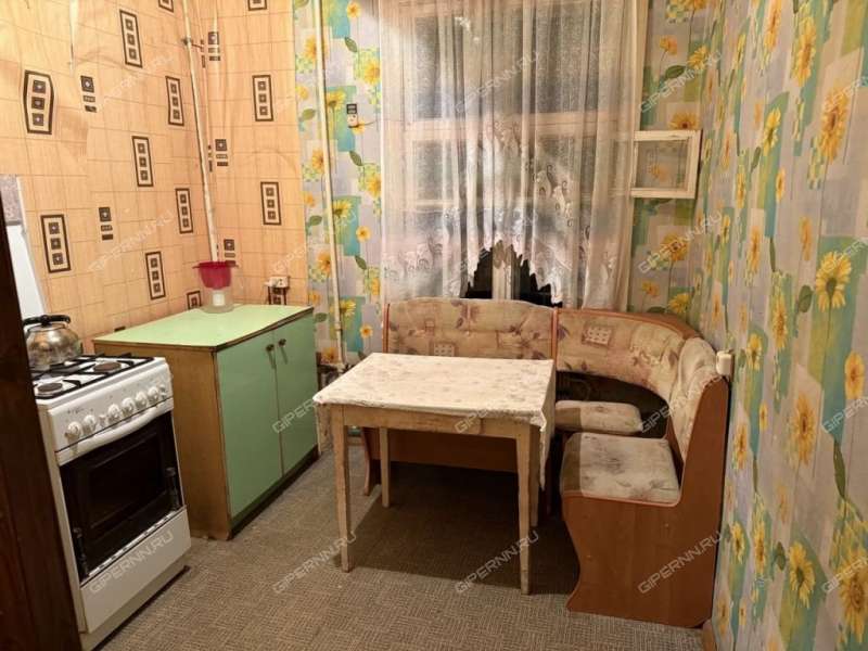 однокомнатная квартира на Нижегородской улице дом 20 город Балахна