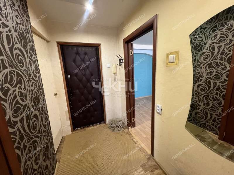 однокомнатная квартира на улице Героя Советского Союза Усилова дом 10