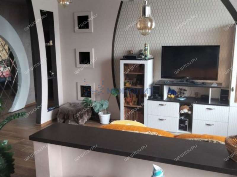 трёхкомнатная квартира на улице Июльских Дней дом 1 к1