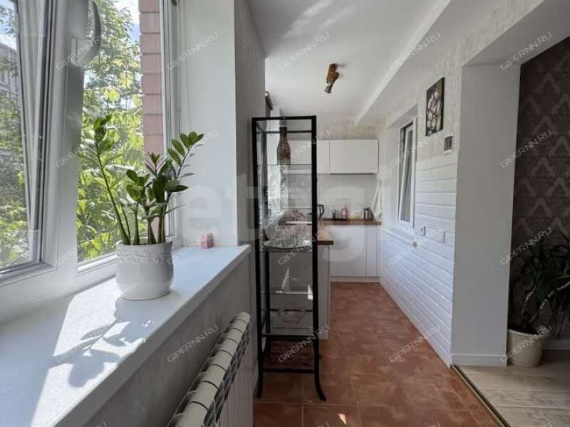 трёхкомнатная квартира на Волжской набережной дом 10