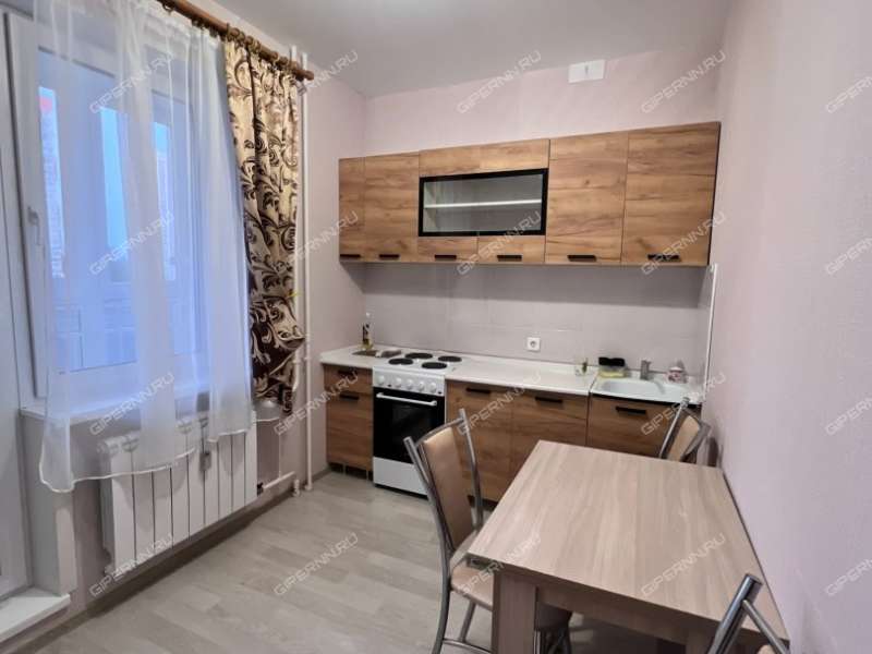 однокомнатная квартира на площади Свободы дом 4