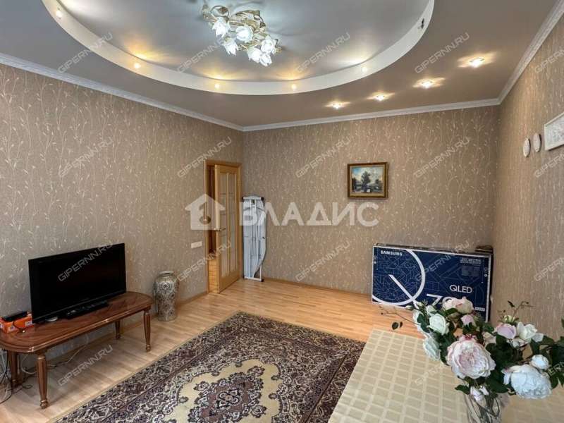 трёхкомнатная квартира на Комсомольской улице дом 3