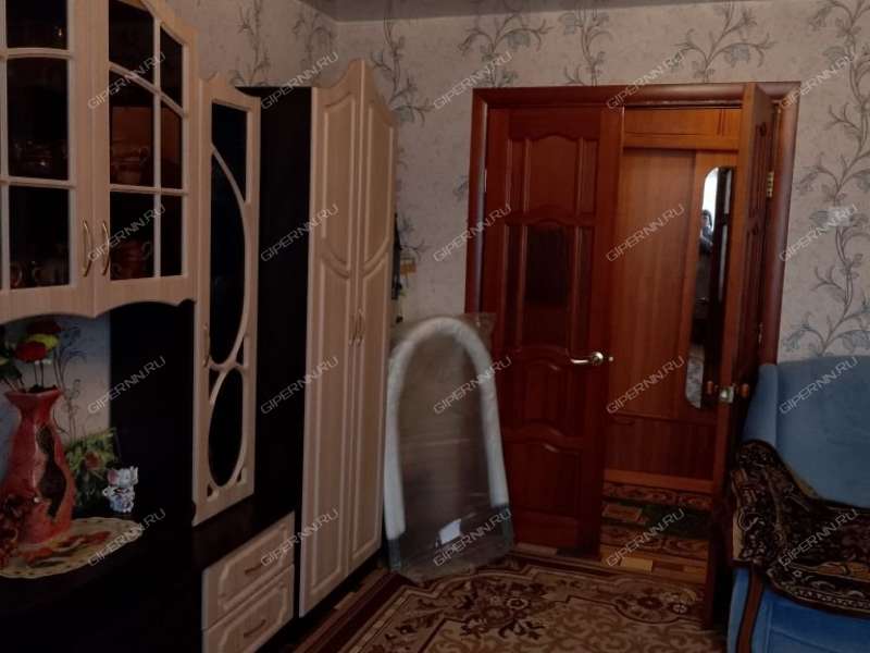 трёхкомнатная квартира на Космической улице дом 36