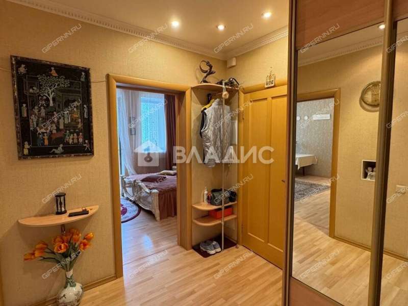 трёхкомнатная квартира на Комсомольской улице дом 3