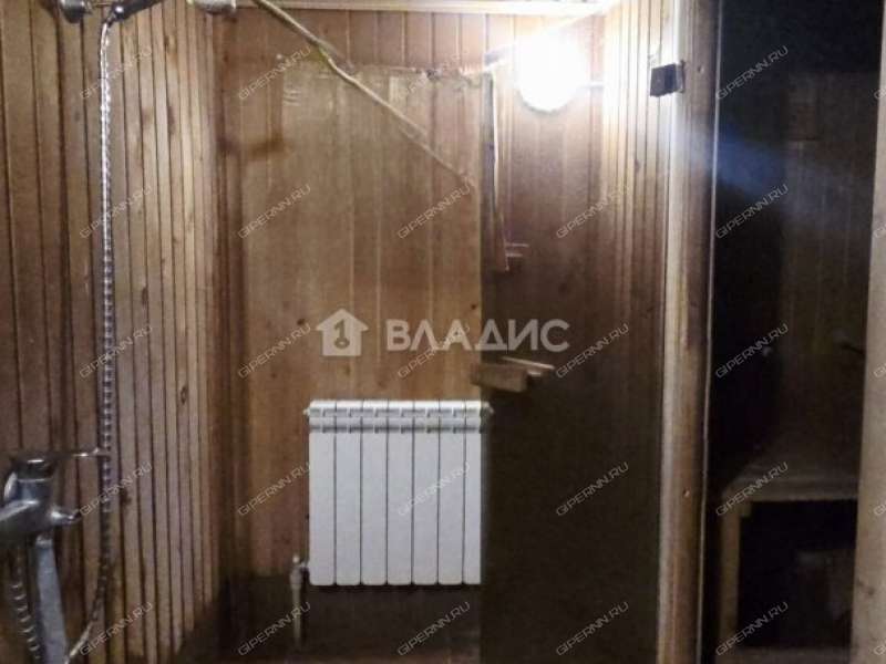 дом на Большой улице посёлок Ляхово