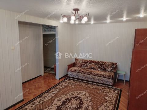 2-komnatnaya-ul-geroya-yuriya-smirnova-d-61 фото