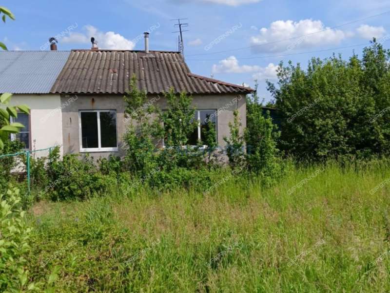 трёхкомнатная квартира на улице Молодёжная дом 14 село Выползово