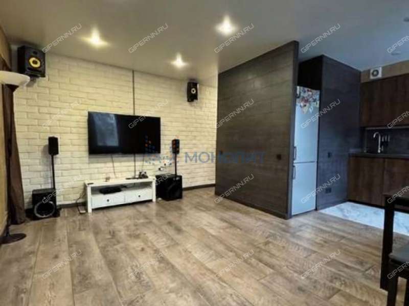 двухкомнатная квартира на улице Ванеева дом 102