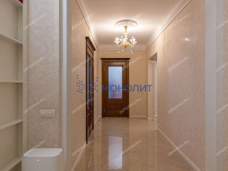 трёхкомнатная квартира на Деловой улице дом 20