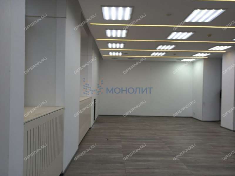 помещение под офис, торговую площадь на Большой Покровской улице