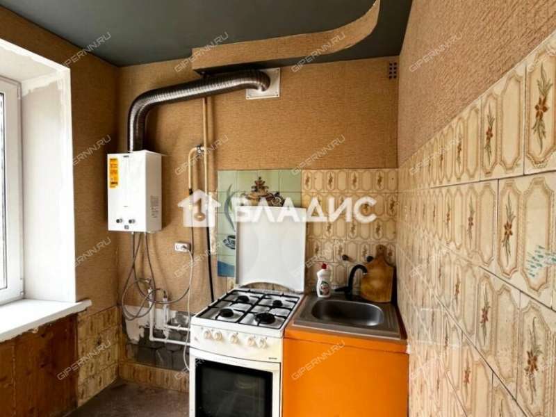 двухкомнатная квартира на улице Адмирала Нахимова дом 4