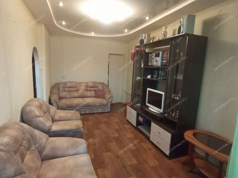 однокомнатная квартира на улице Героя Советского Союза Поющева дом 9