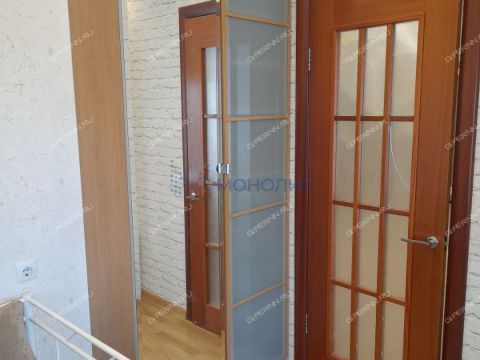 3-komnatnaya-ul-rodionova-d-189-24 фото