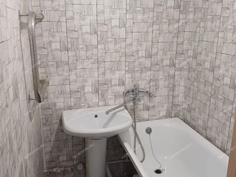 2-komnatnaya-ul-admirala-makarova-d-4-k2 фото