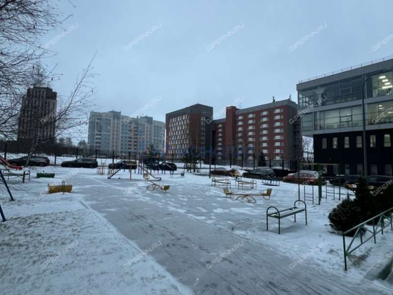 трёхкомнатная квартира на улице Родионова дом 167 к1