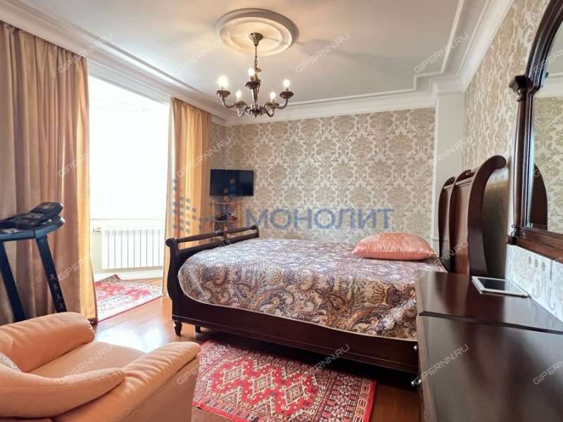 трёхкомнатная квартира на Волжской набережной дом 21