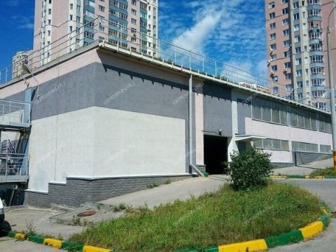 parkovochnoe-mesto-ul-rodionova-d-165a фото